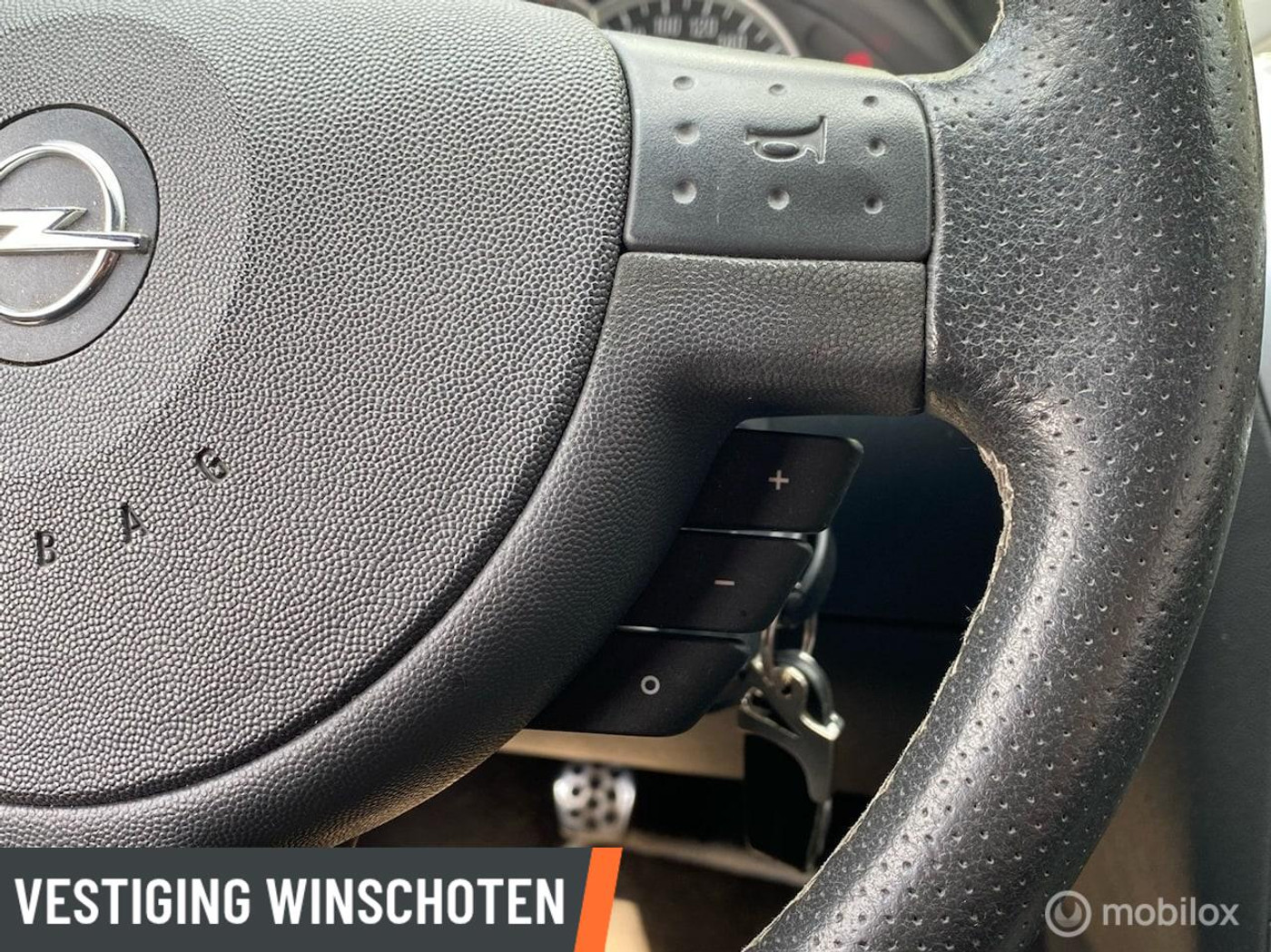 Foto van Opel Tigra