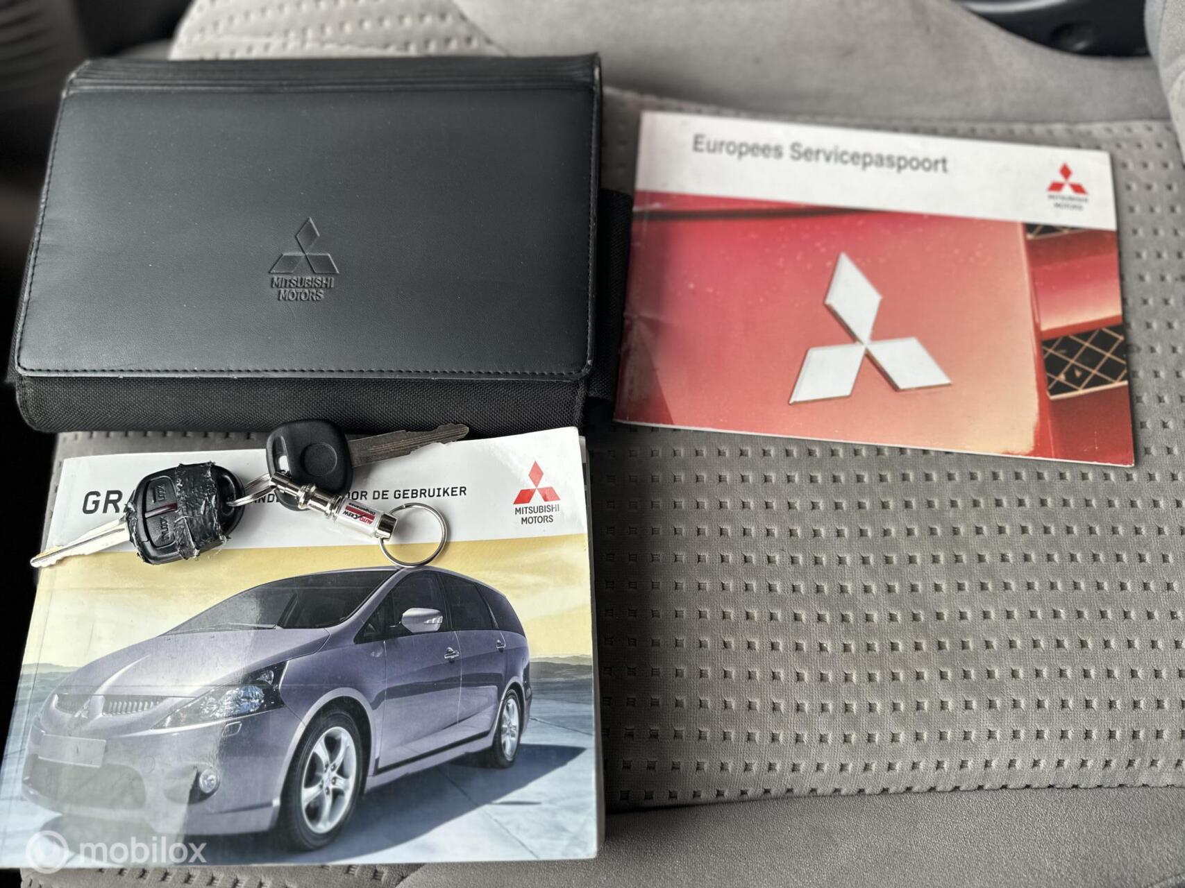 Foto van Mitsubishi Mitsubishi Grandis