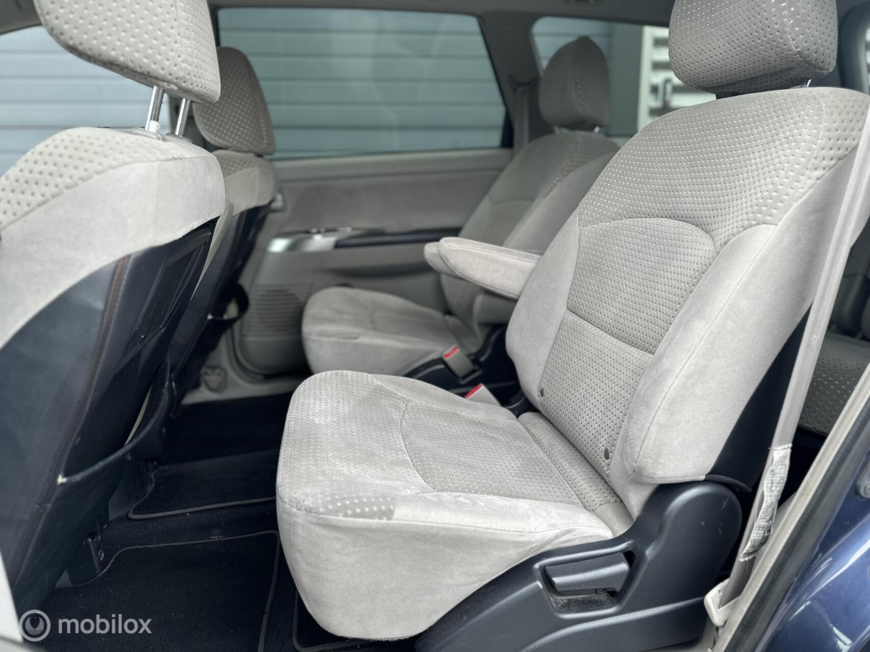Foto van Mitsubishi Mitsubishi Grandis