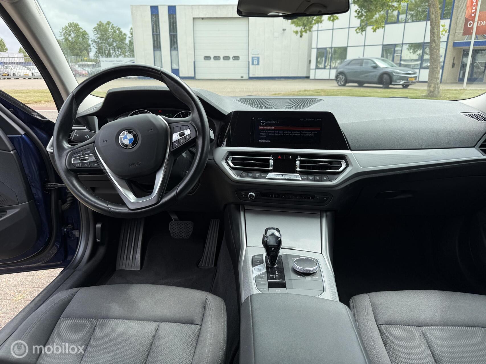 Foto van BMW 320i