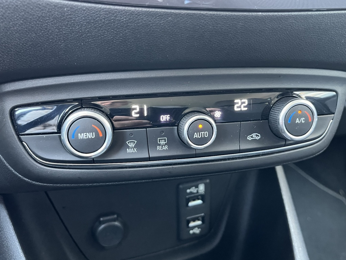 Foto van Opel Crossland X