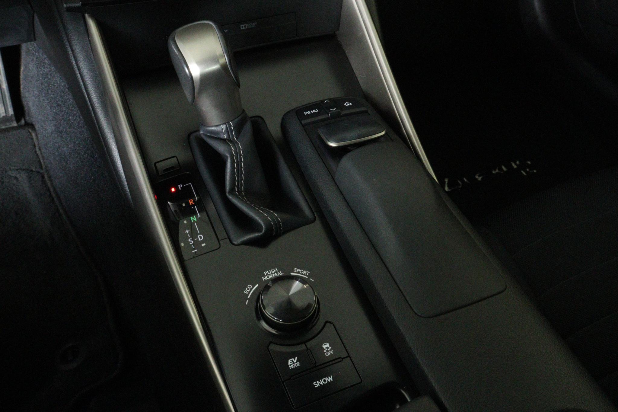 Foto van Lexus Lexus Is300h