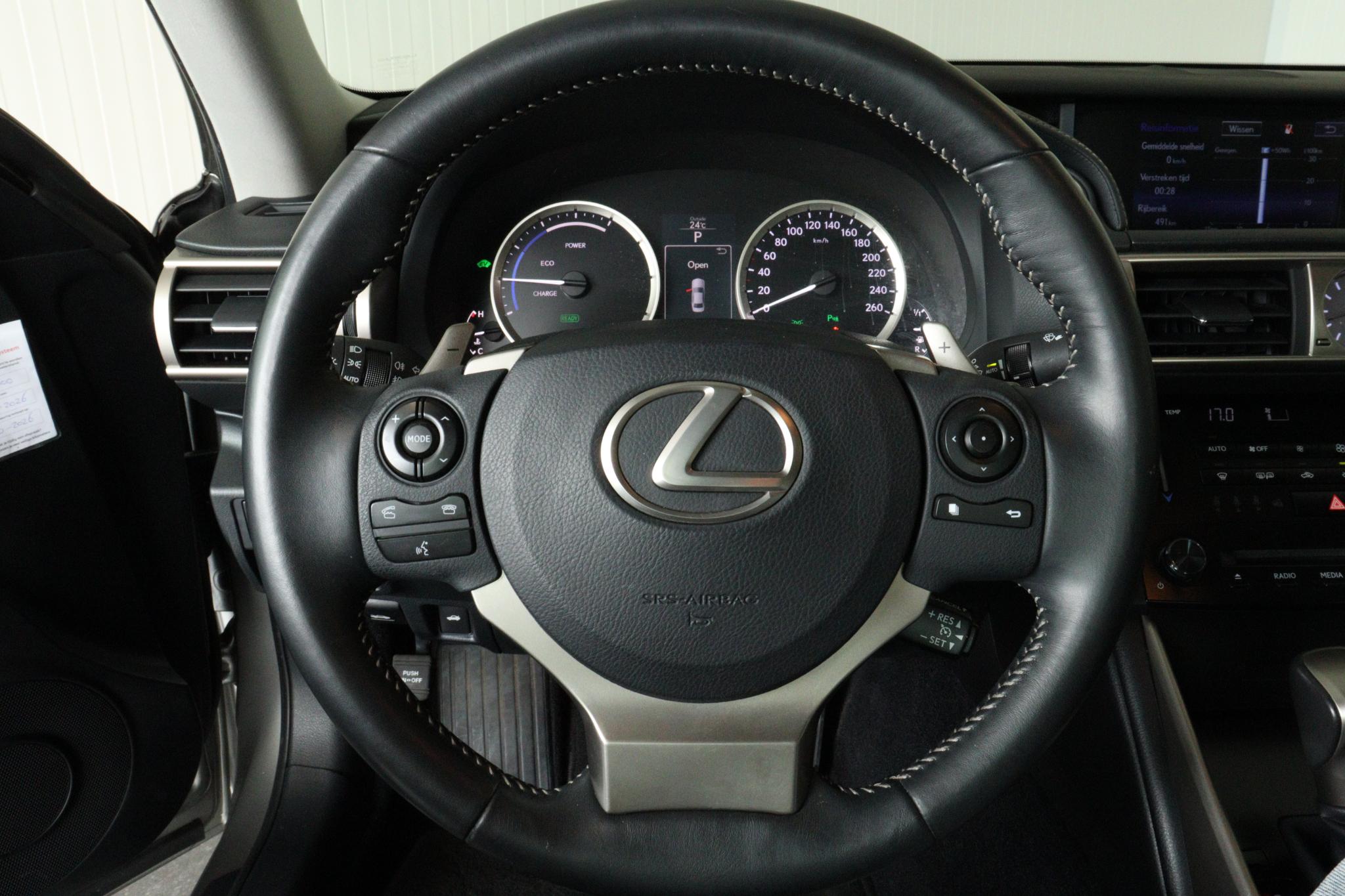 Foto van Lexus Lexus Is300h