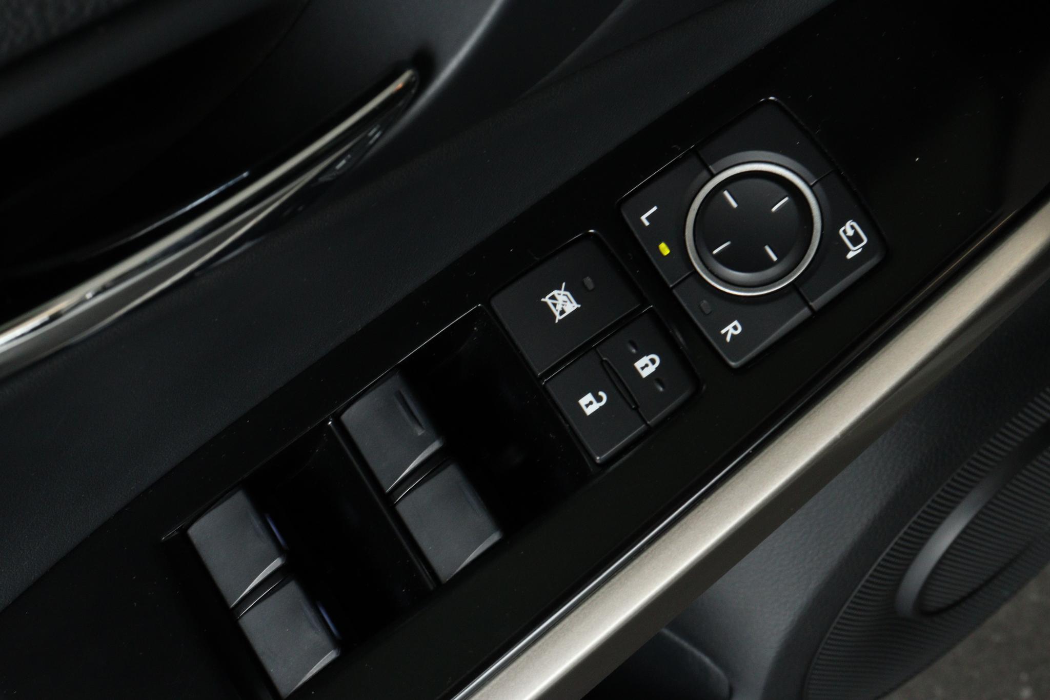 Foto van Lexus Lexus Is300h
