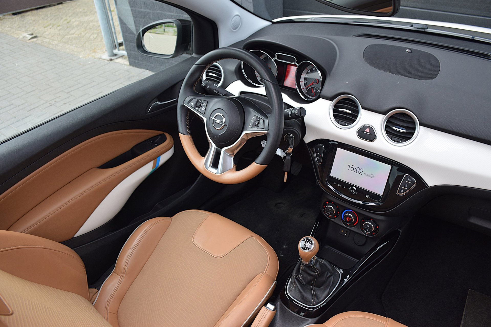 Foto van Opel Adam
