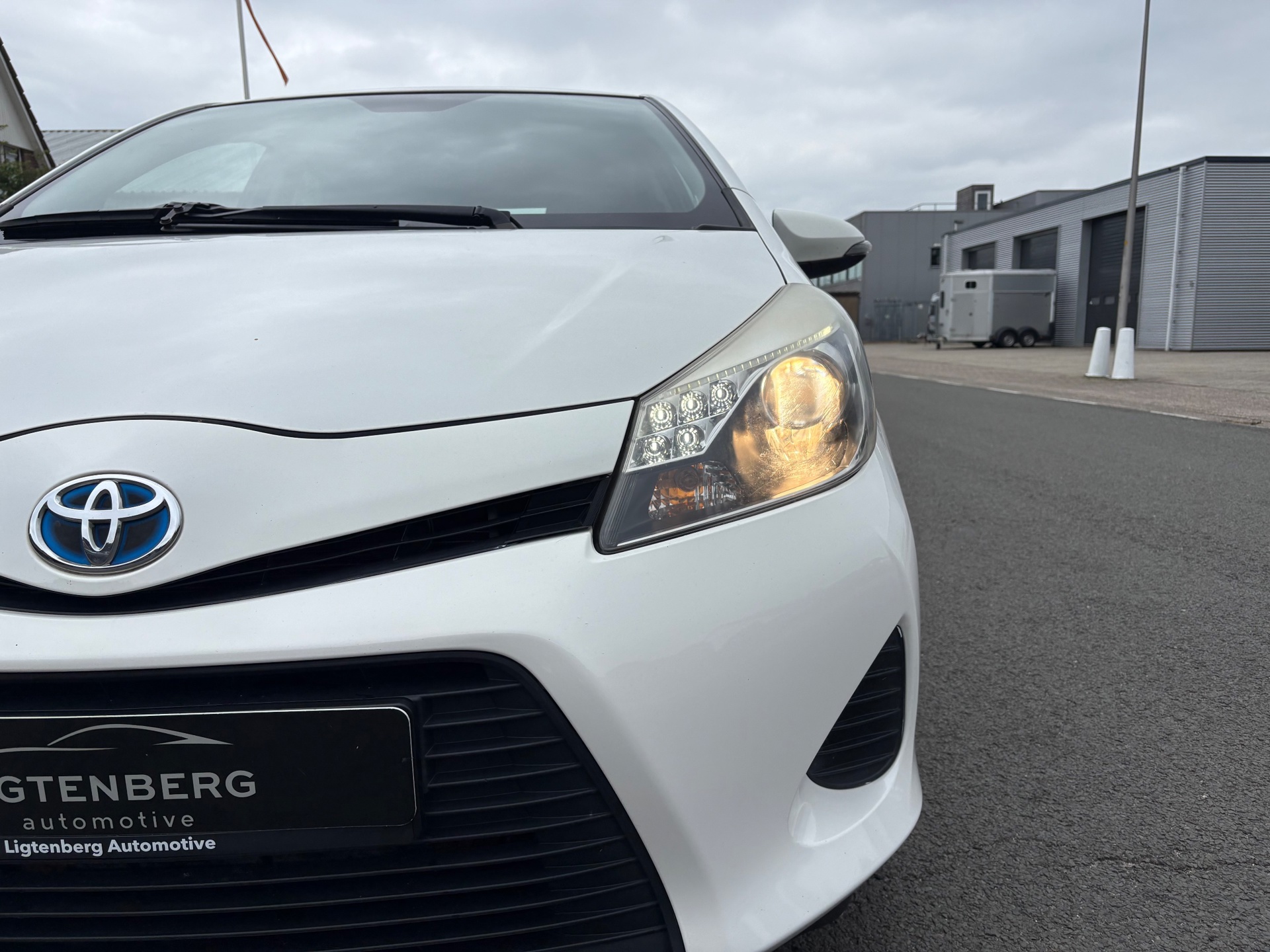 Foto van Toyota Toyota Yaris Hybrid