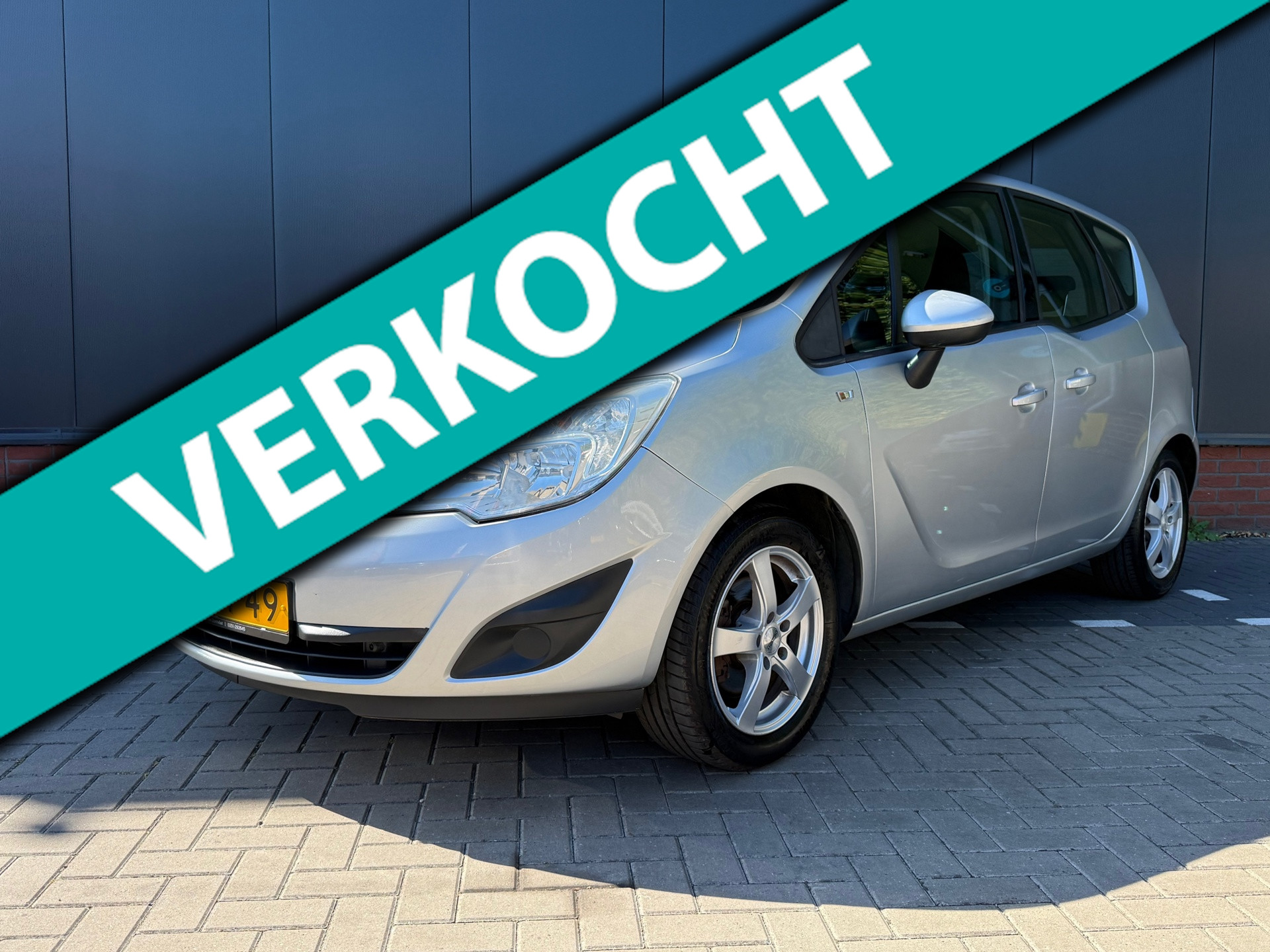 Opel Meriva 1.4 Edition 2011 - voorkant