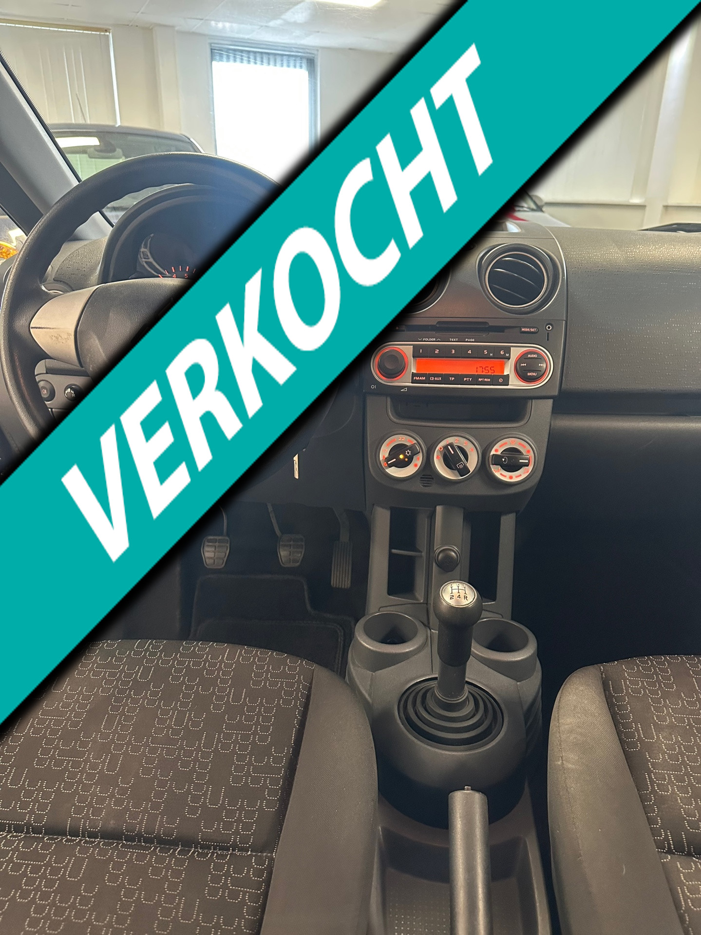 Mitsubishi Mitsubishi Colt 1.1 Edition One 2011 - voorkant