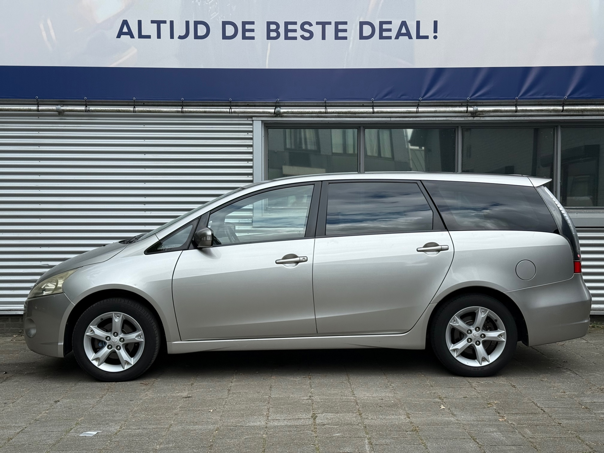 Foto van Mitsubishi Mitsubishi Grandis