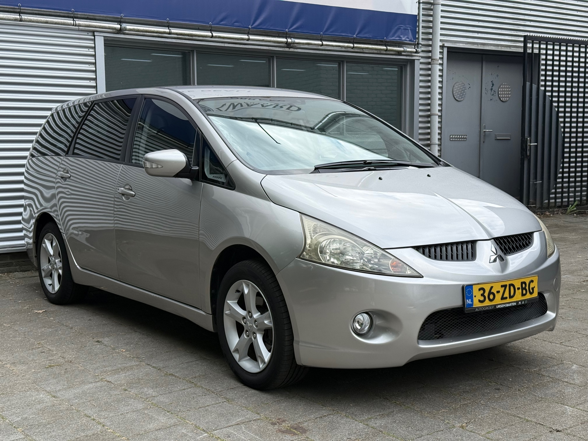 Foto van Mitsubishi Mitsubishi Grandis