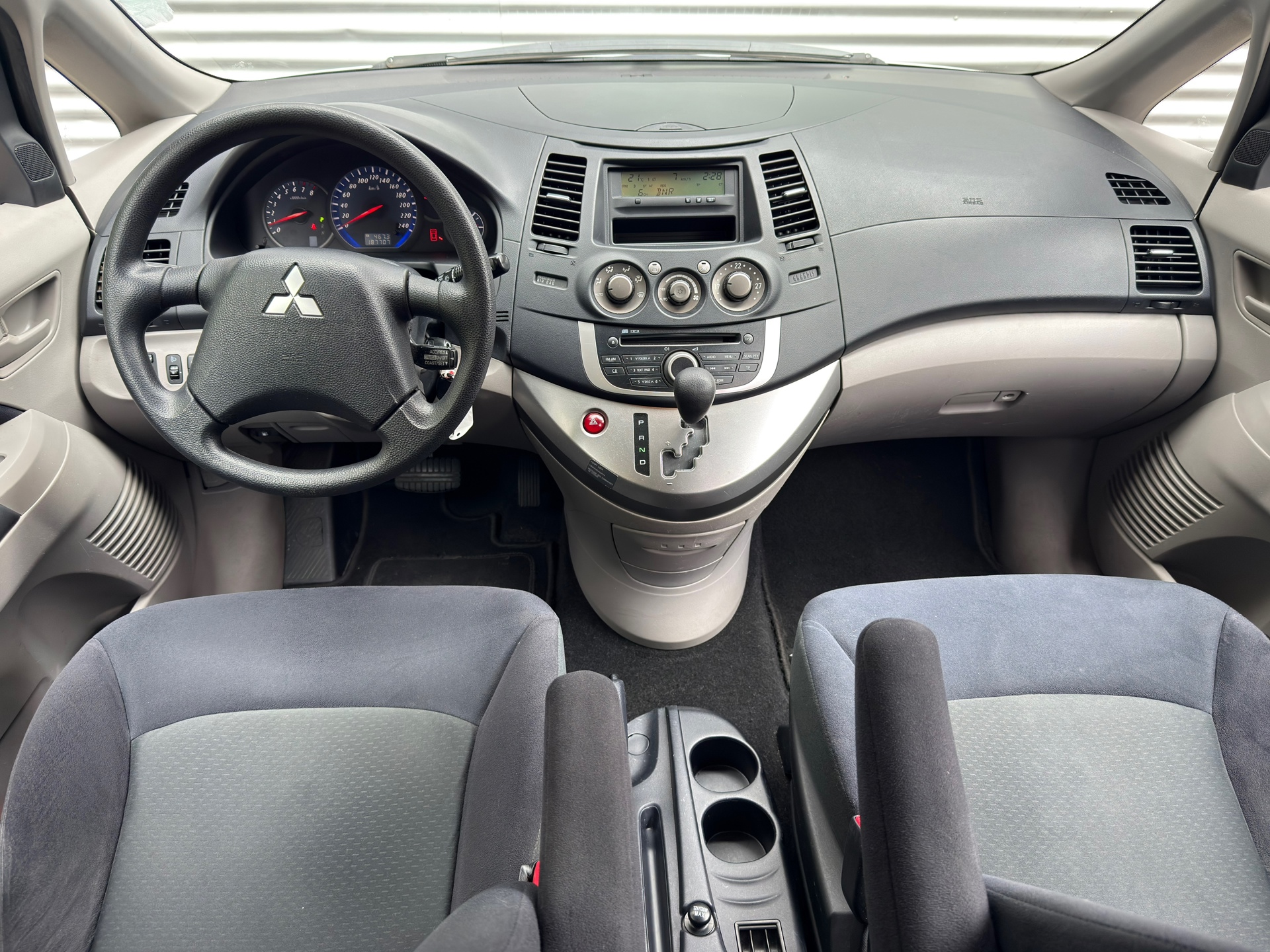 Foto van Mitsubishi Mitsubishi Grandis