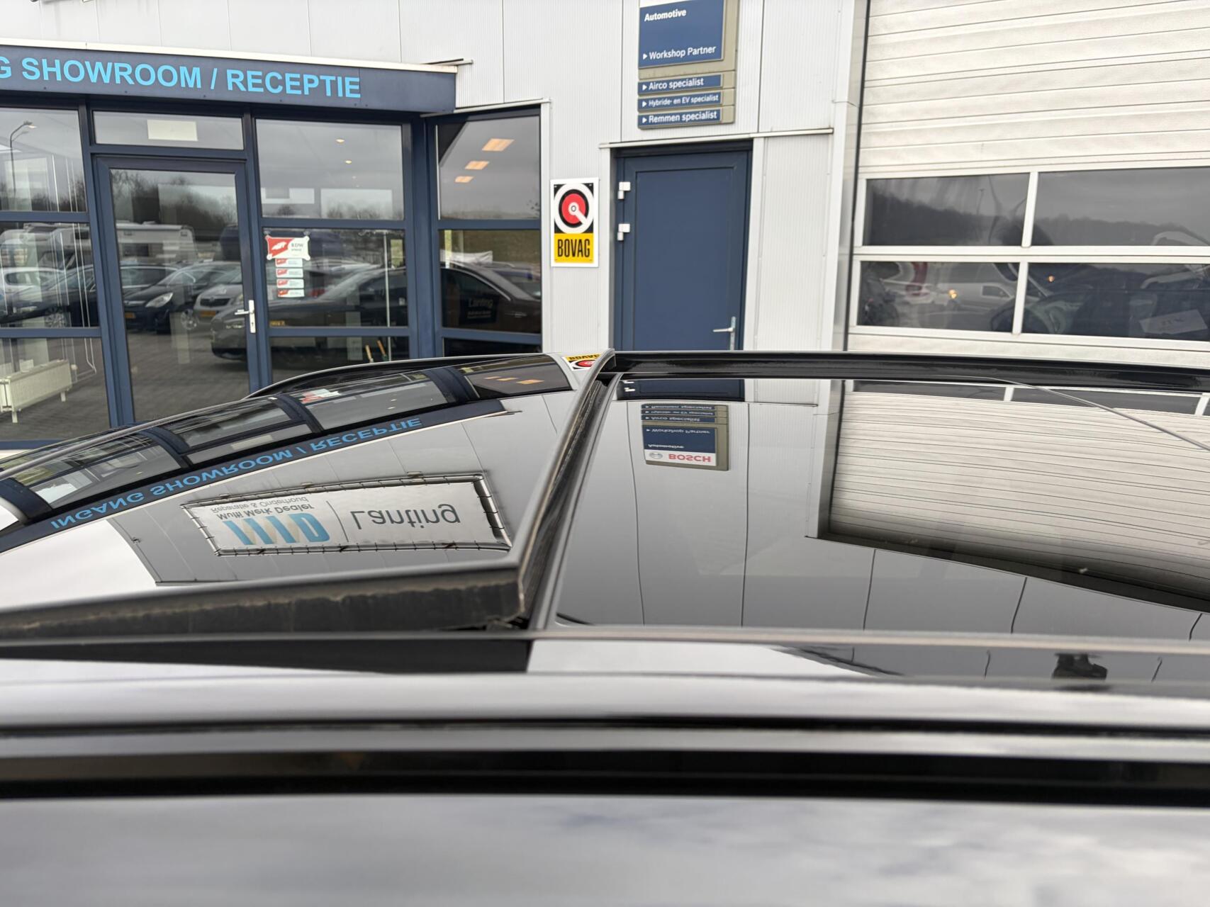 Foto van BMW 330i