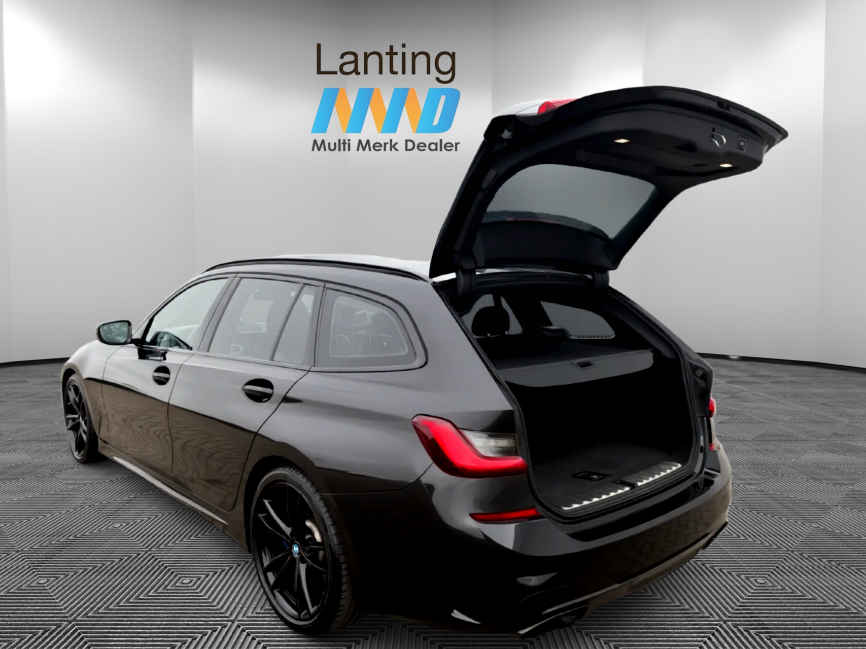 Foto van BMW 330i