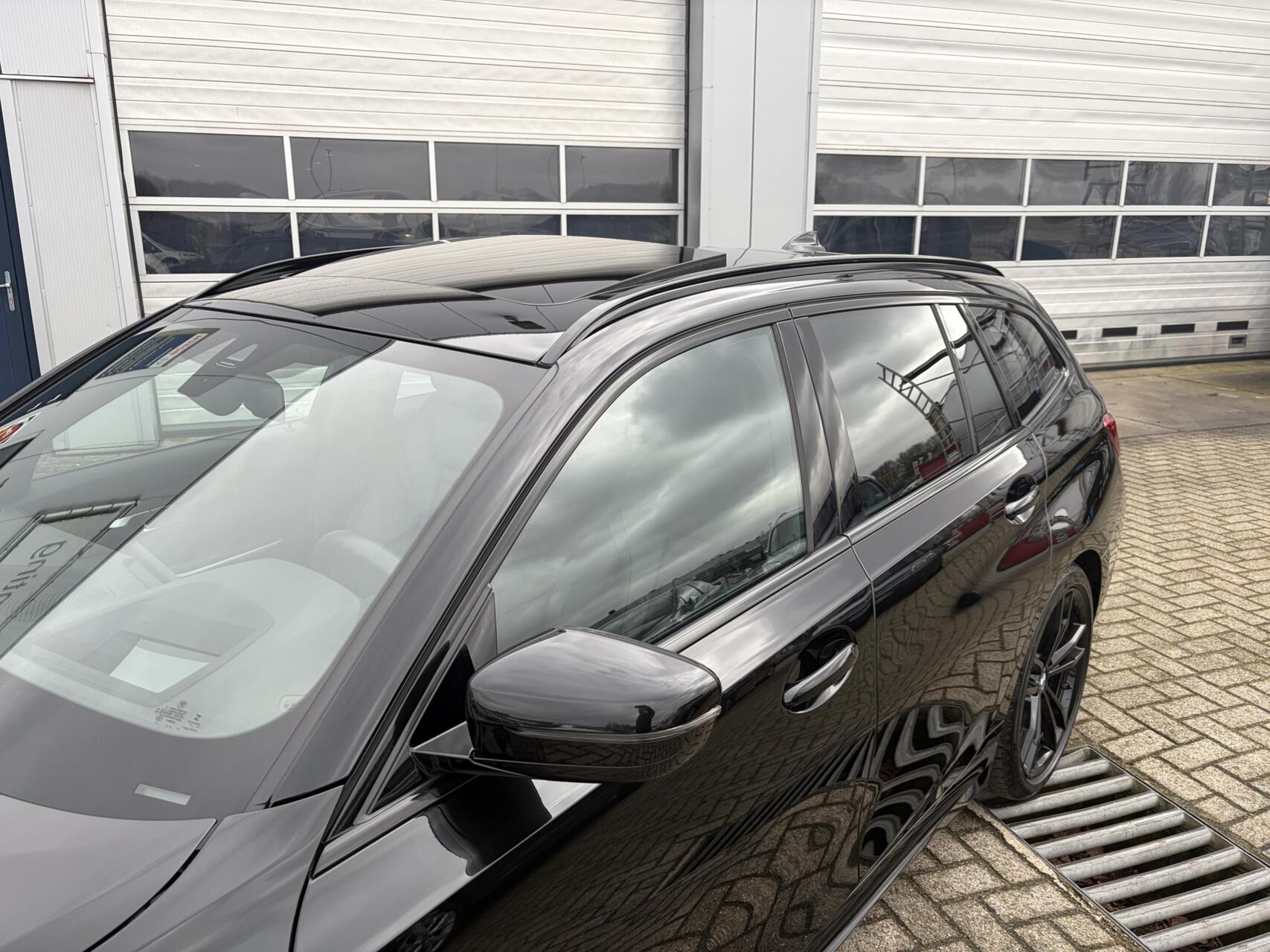 Foto van BMW 330i