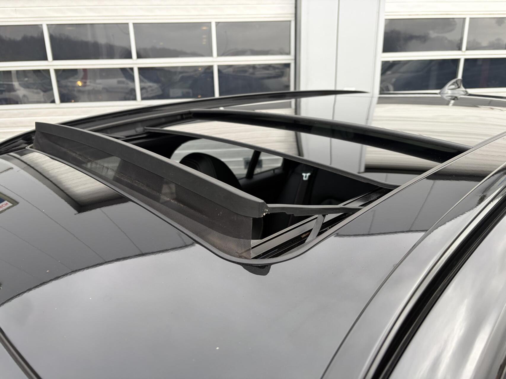 Foto van BMW 330i