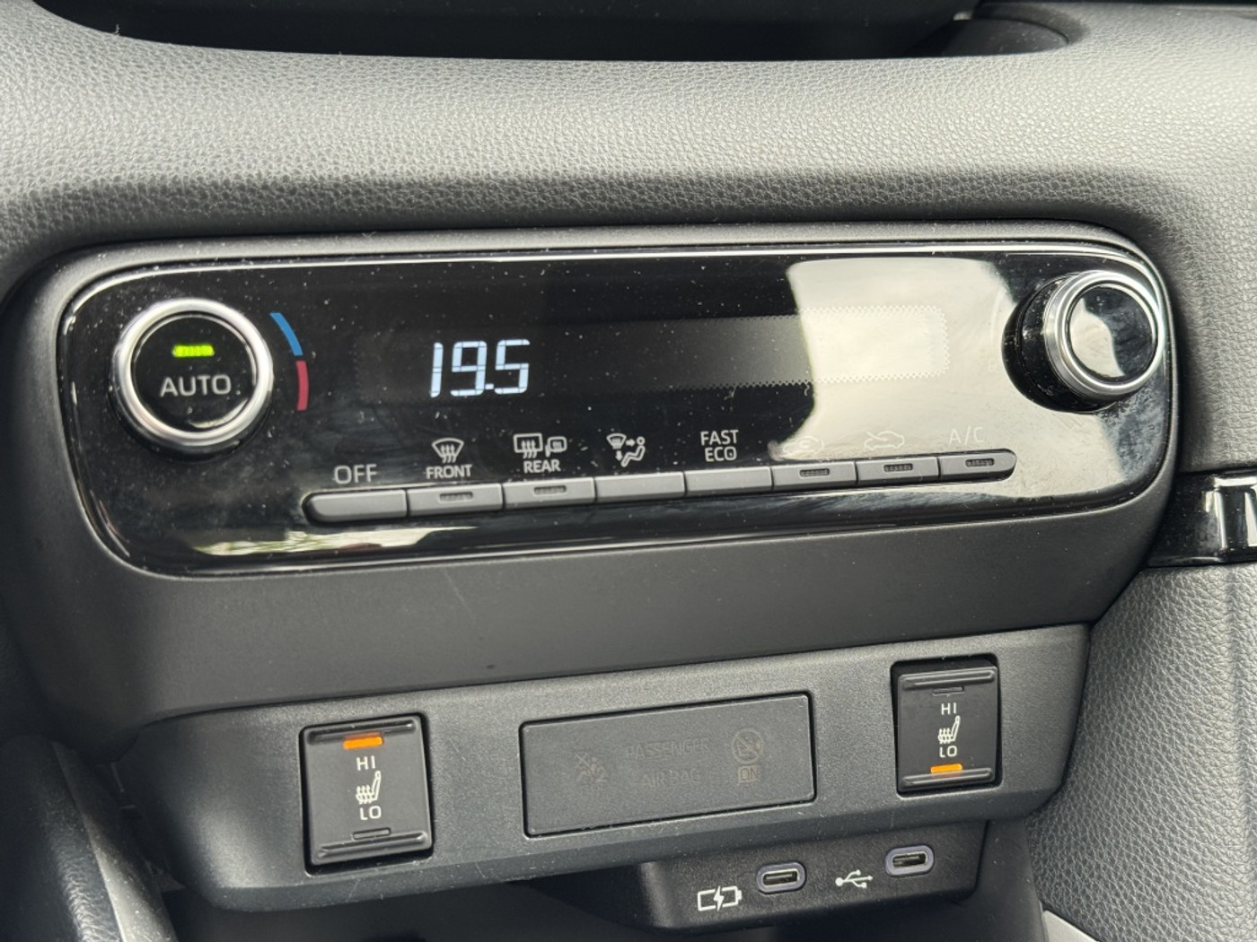 Foto van Mazda Mazda2 Hybrid