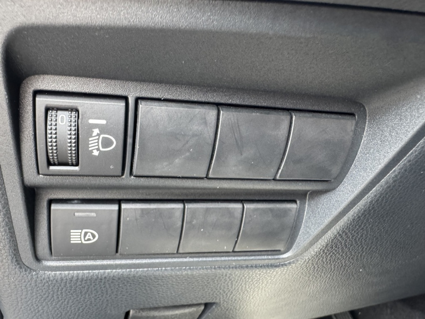 Foto van Mazda Mazda2 Hybrid