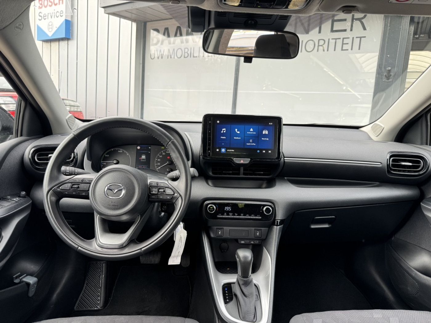 Foto van Mazda Mazda2 Hybrid