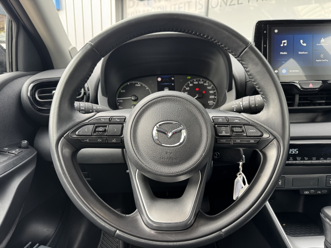 Foto van Mazda Mazda2 Hybrid