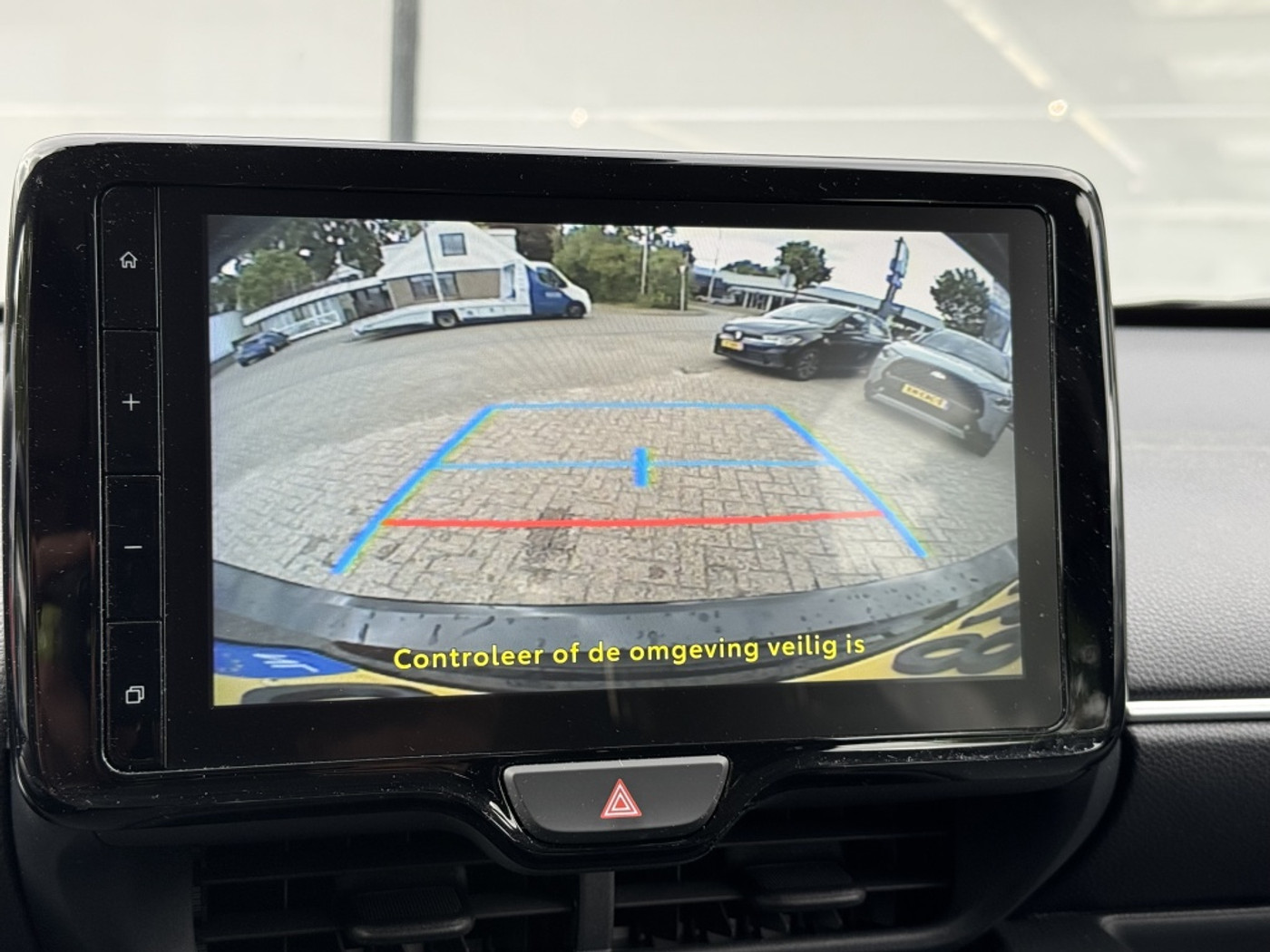 Foto van Mazda Mazda2 Hybrid