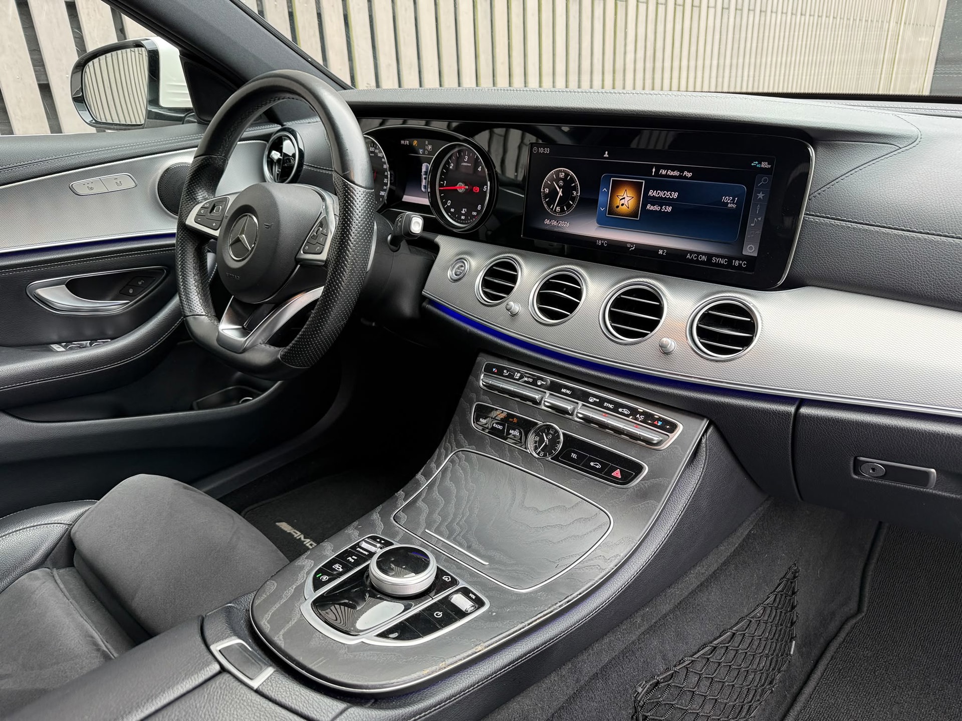Foto van Mercedes-Benz E 220 D