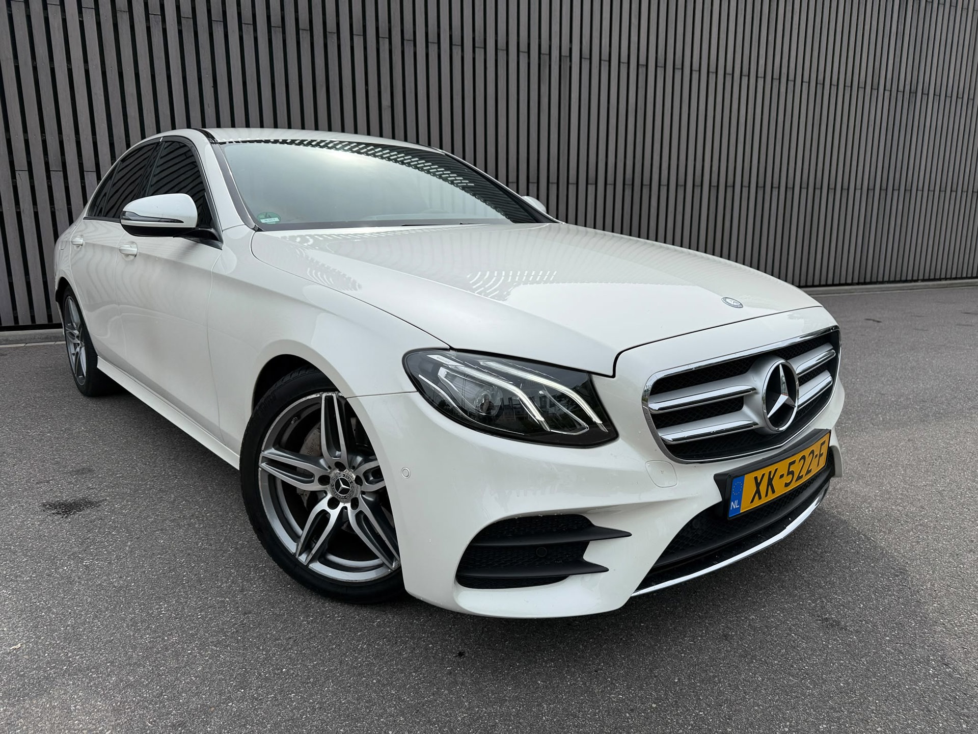 Foto van Mercedes-Benz E 220 D