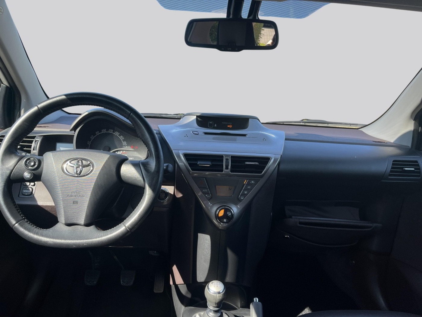 Foto van Toyota Toyota Iq