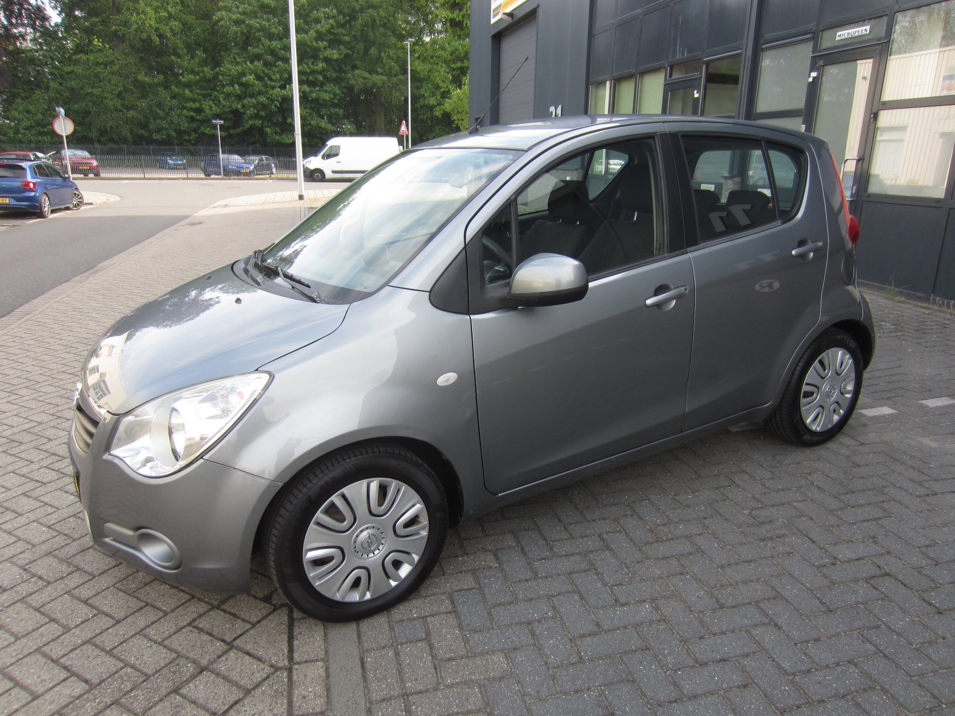 Foto van Opel Agila