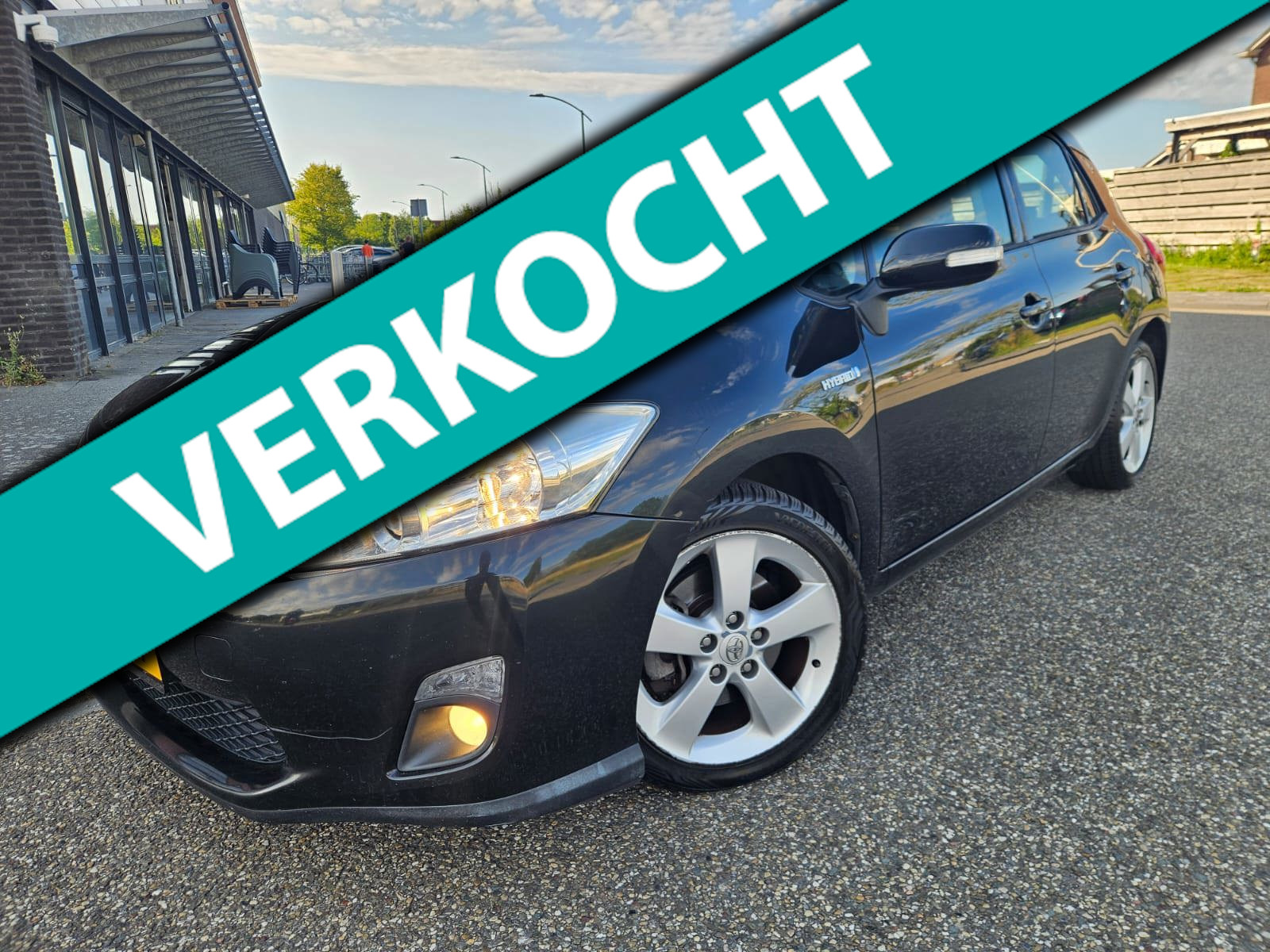 Toyota Toyota Auris 1.8 Full Hybrid Executive GARANTIE 2011 - voorkant