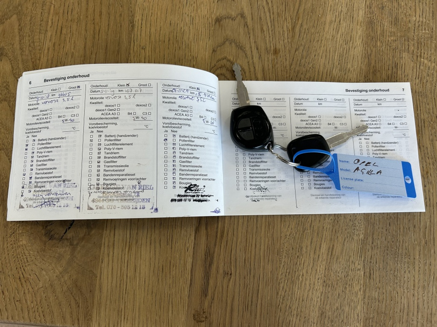 Foto van Opel Agila