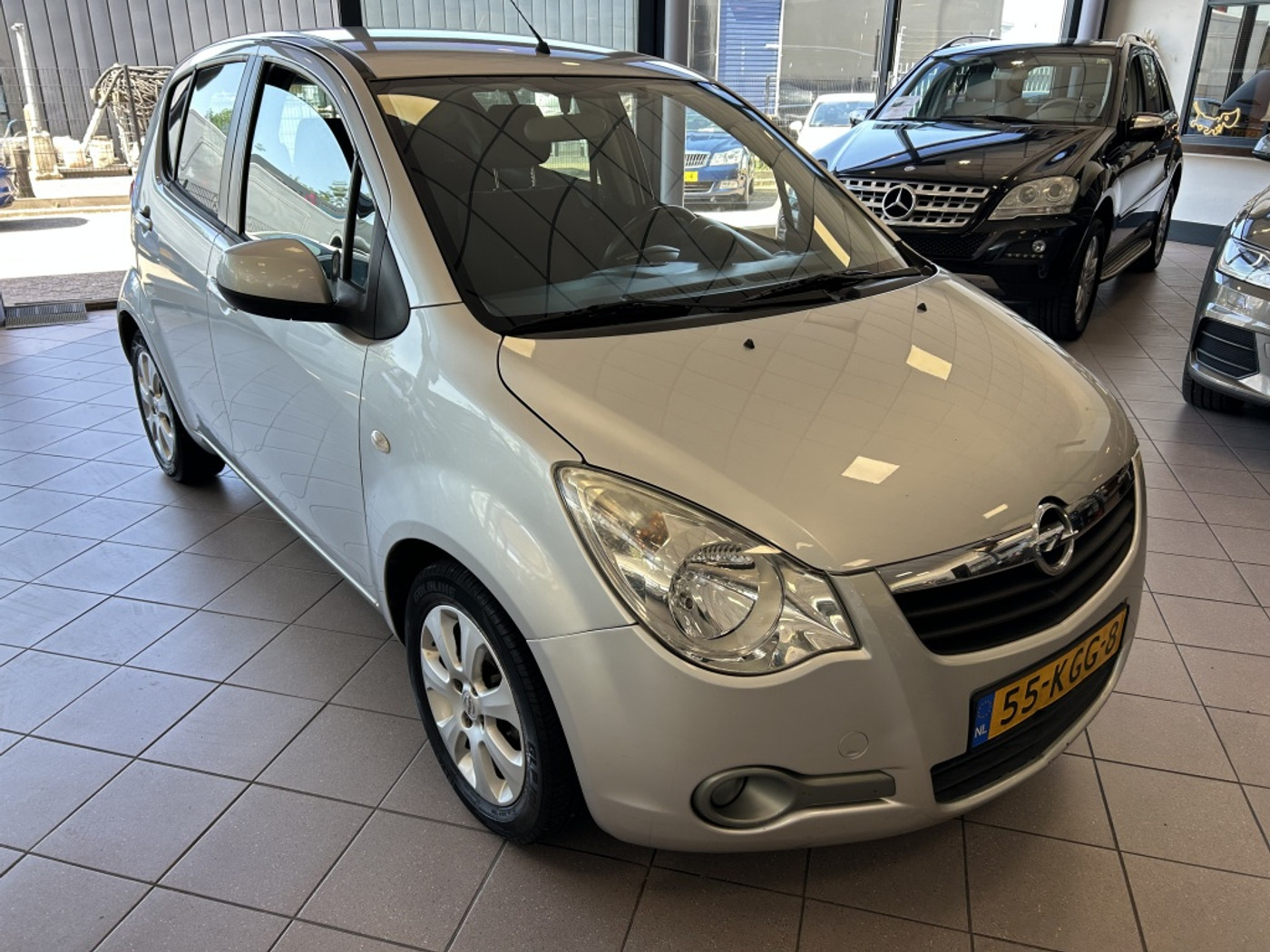 Foto van Opel Agila