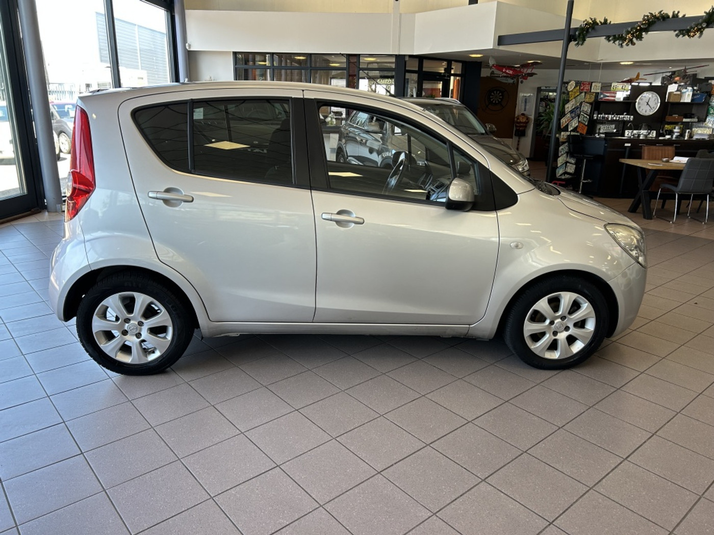 Foto van Opel Agila