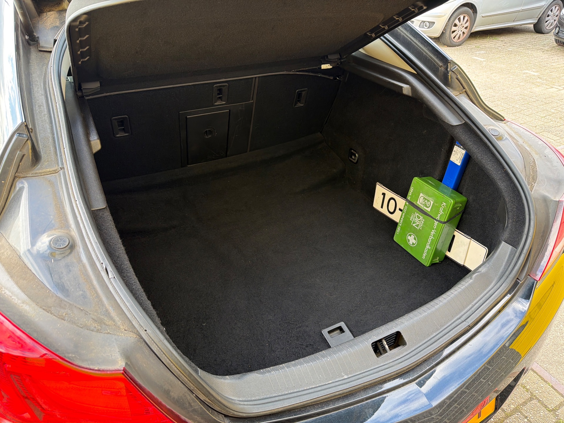 Foto van Opel Insignia Limousine HB
