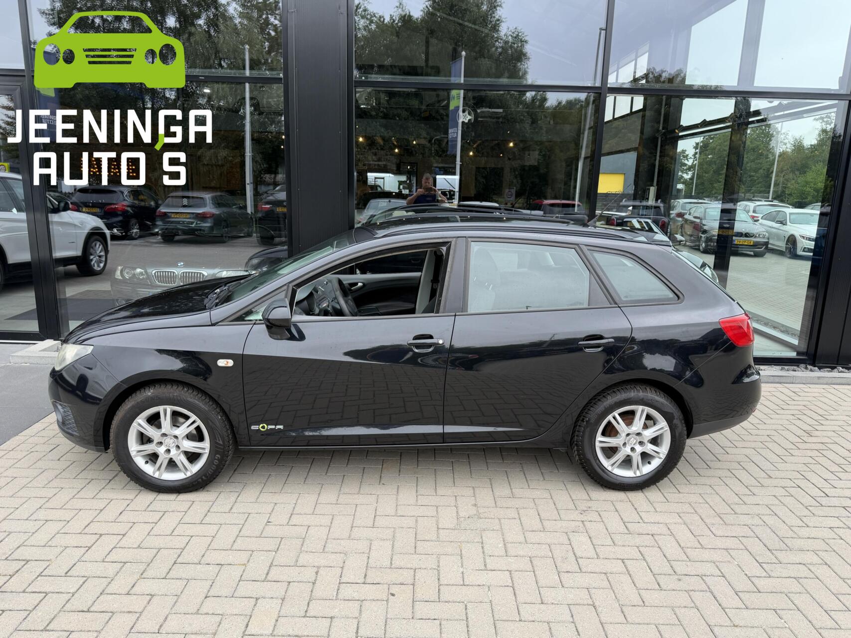 Foto van Seat Ibiza ST