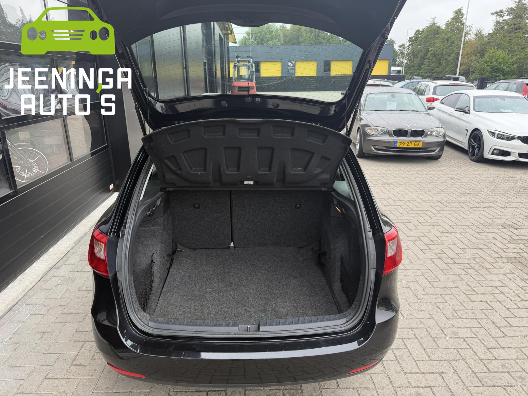 Foto van Seat Ibiza ST