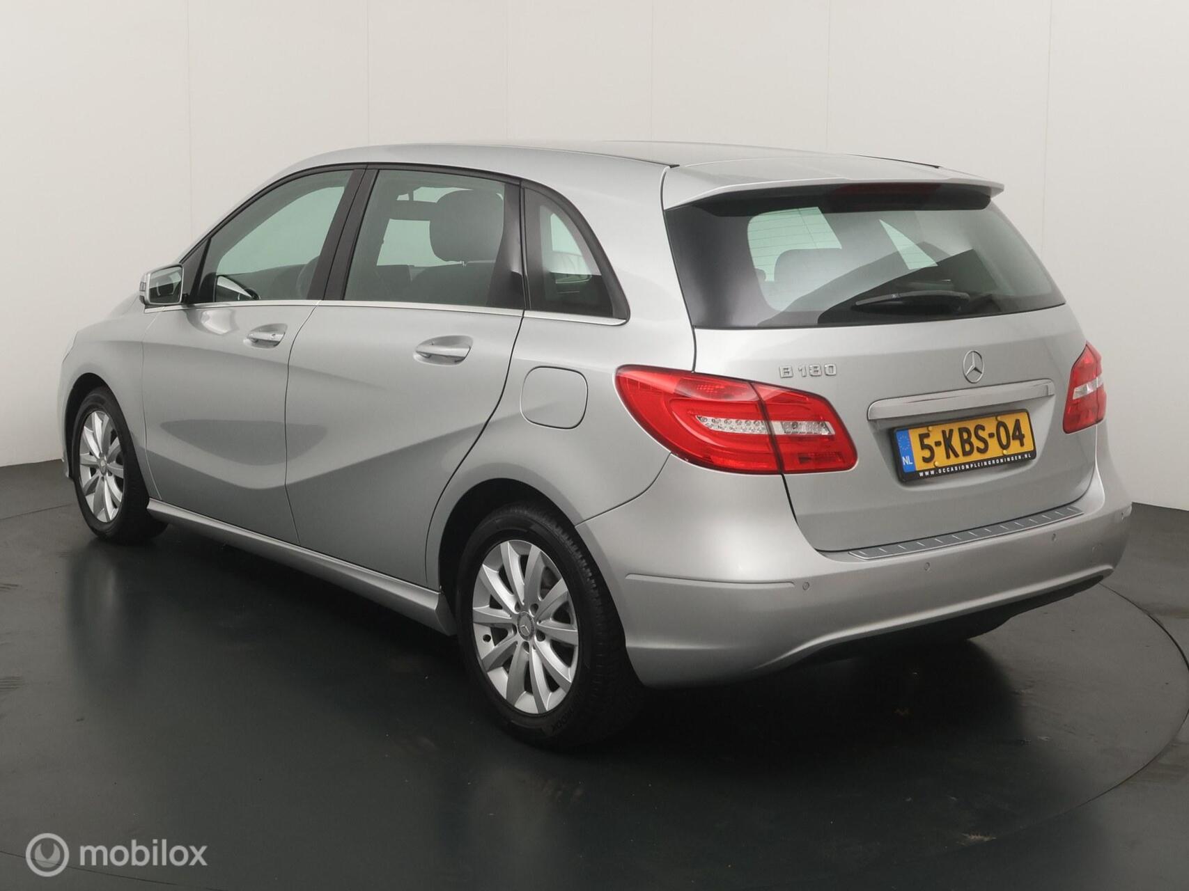 Foto van Mercedes-Benz B 180