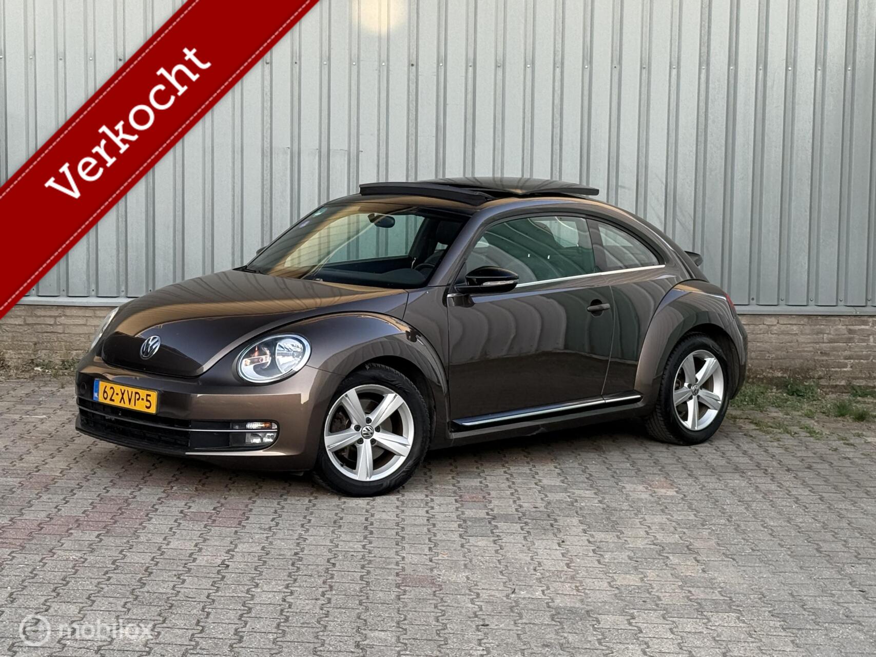 Volkswagen Beetle 1.4 TSI | schuif-/kanteldak | Cruise | ECC 2012 - voorkant