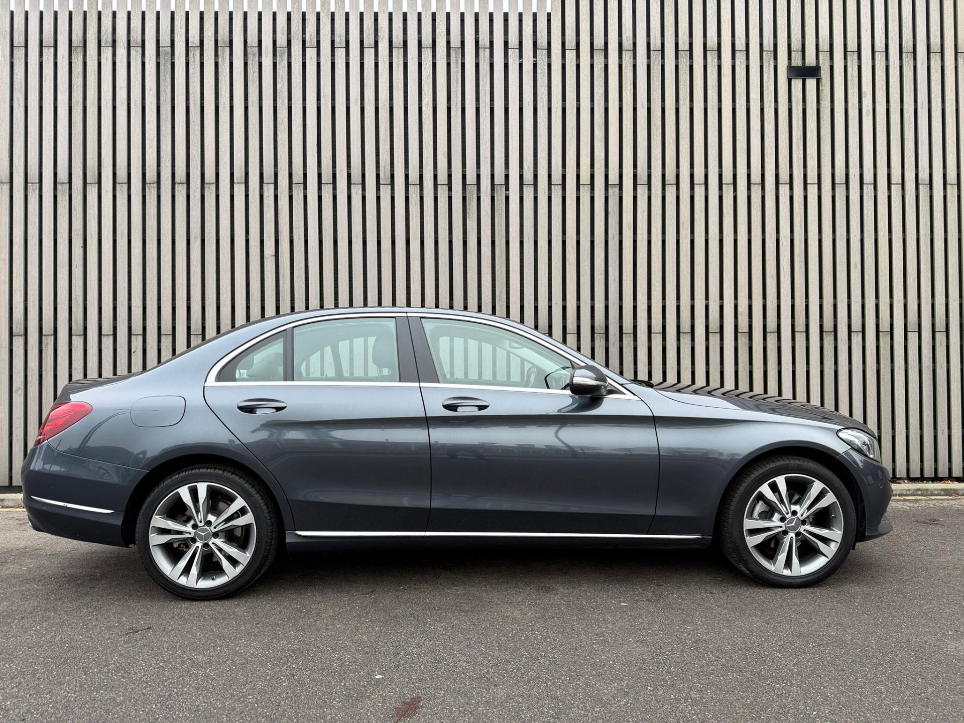 Foto van Mercedes-Benz C 180