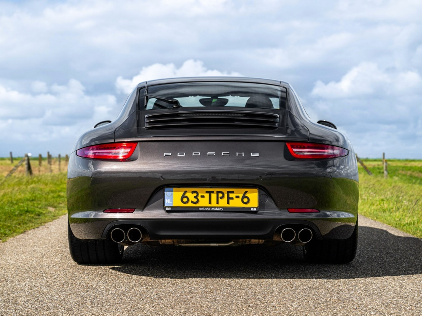 Foto van Porsche 911 Carrera