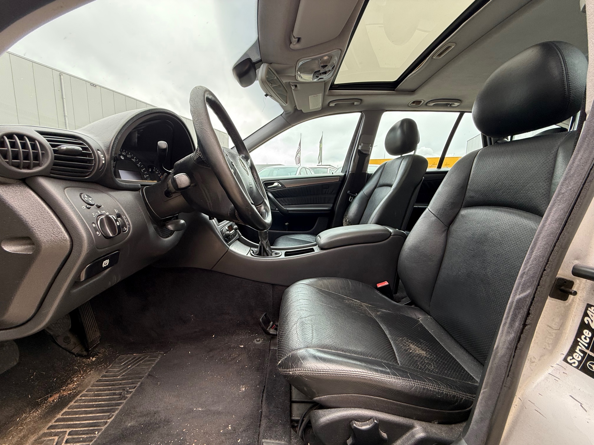 Foto van Mercedes-Benz C 200 Kompressor