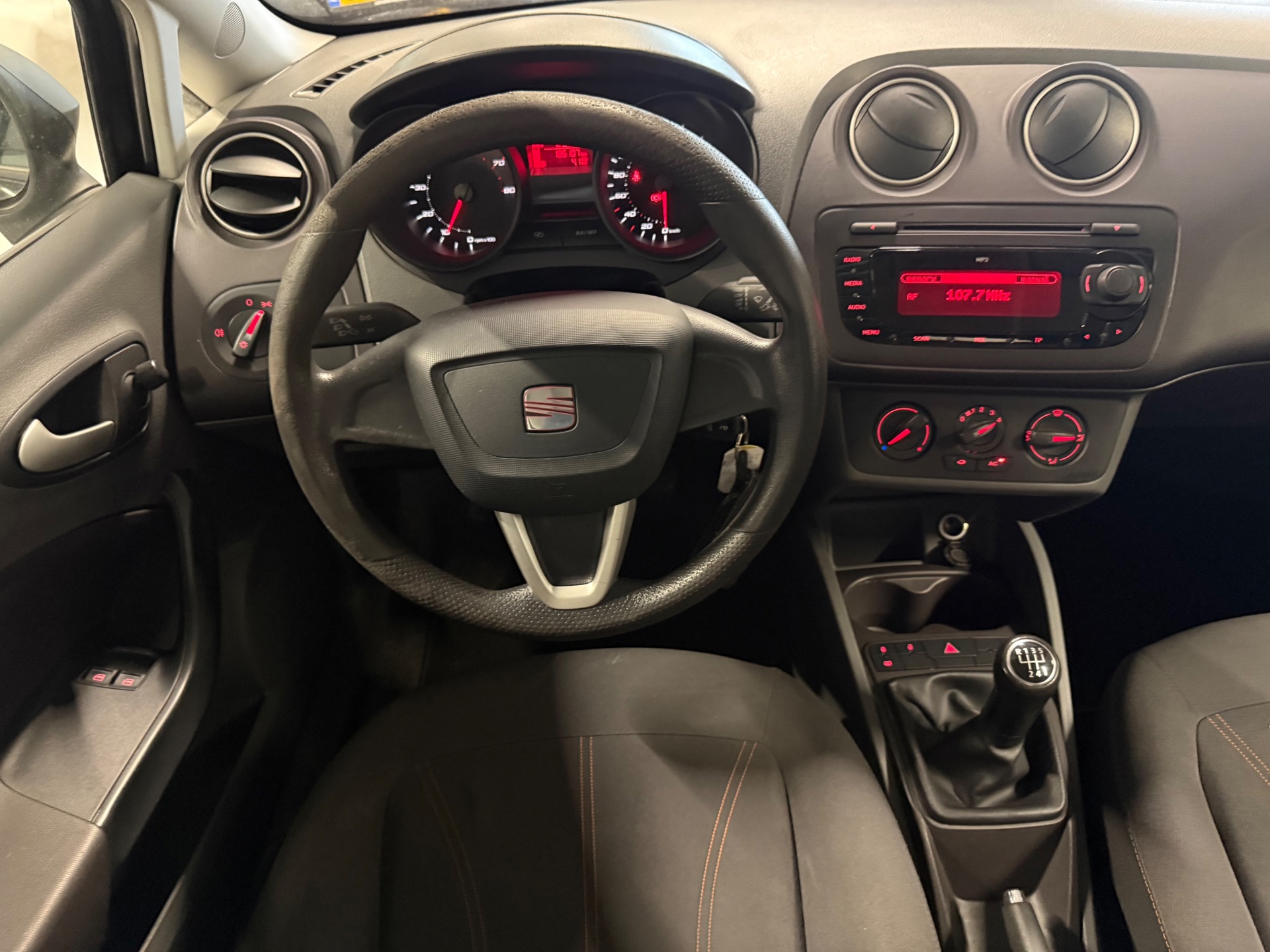 Foto van Seat Ibiza ST