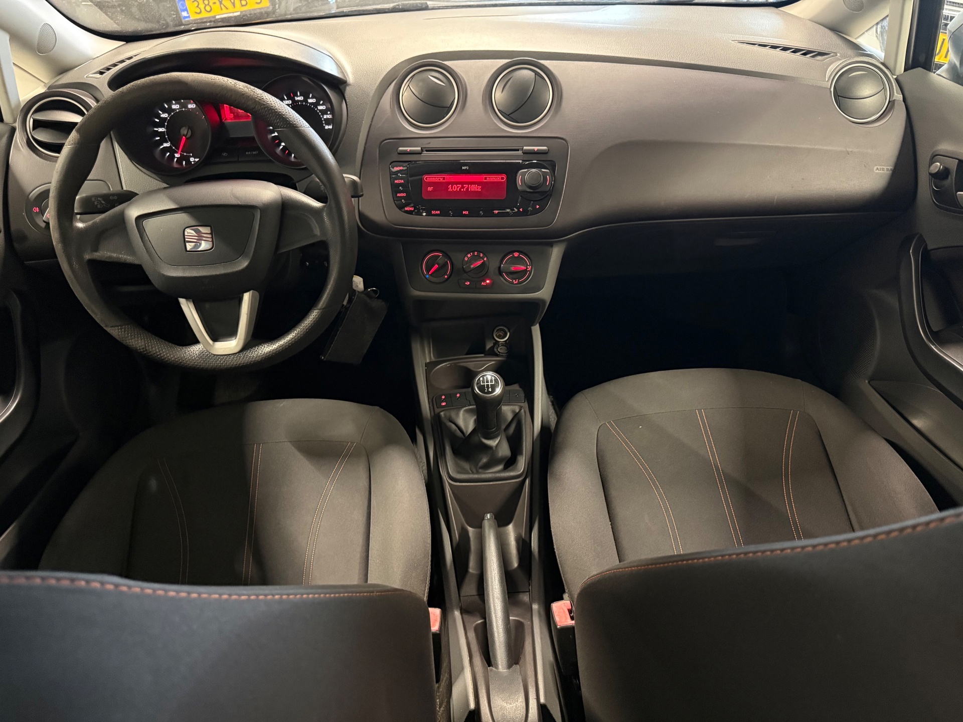 Foto van Seat Ibiza ST