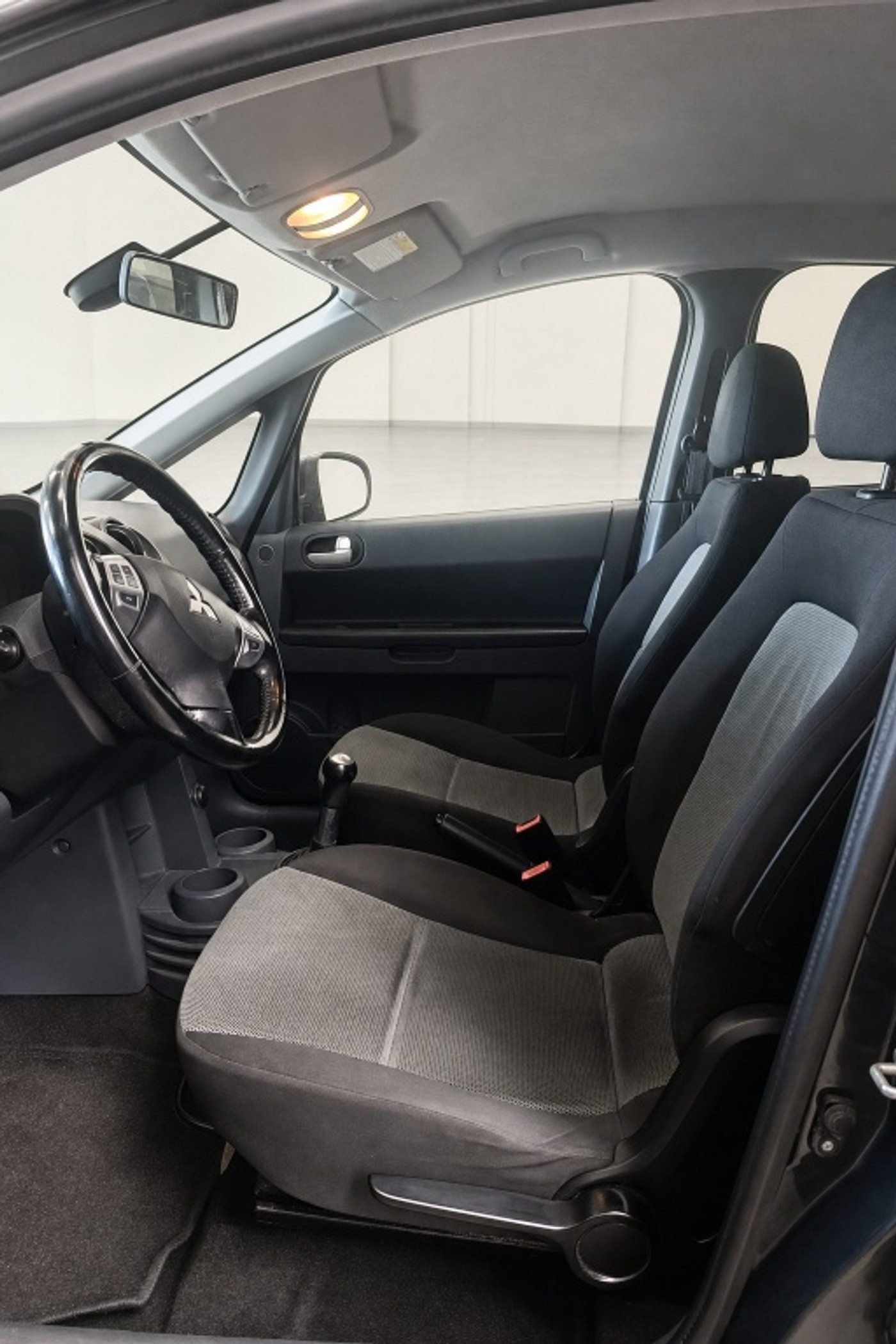 Foto van Mitsubishi Mitsubishi Colt