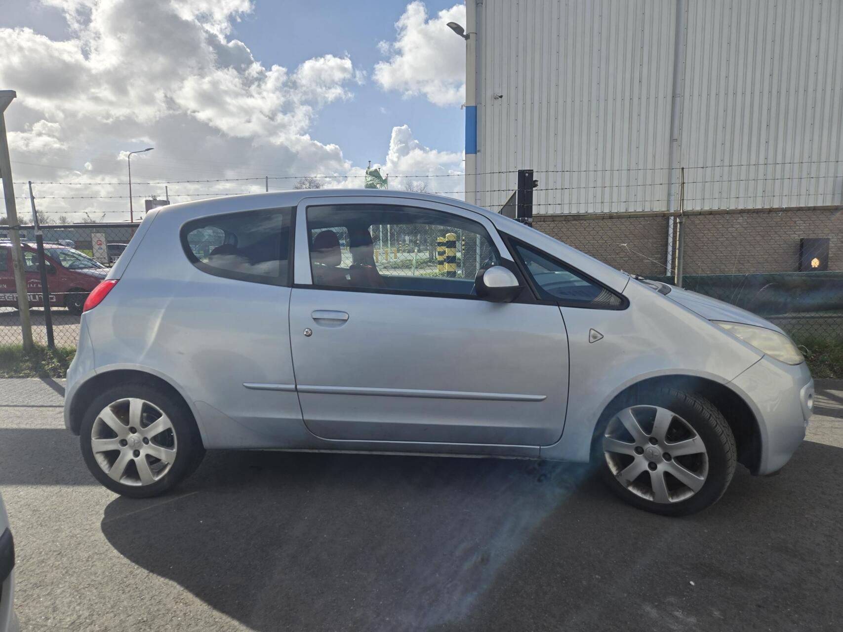 Foto van Mitsubishi Mitsubishi Colt