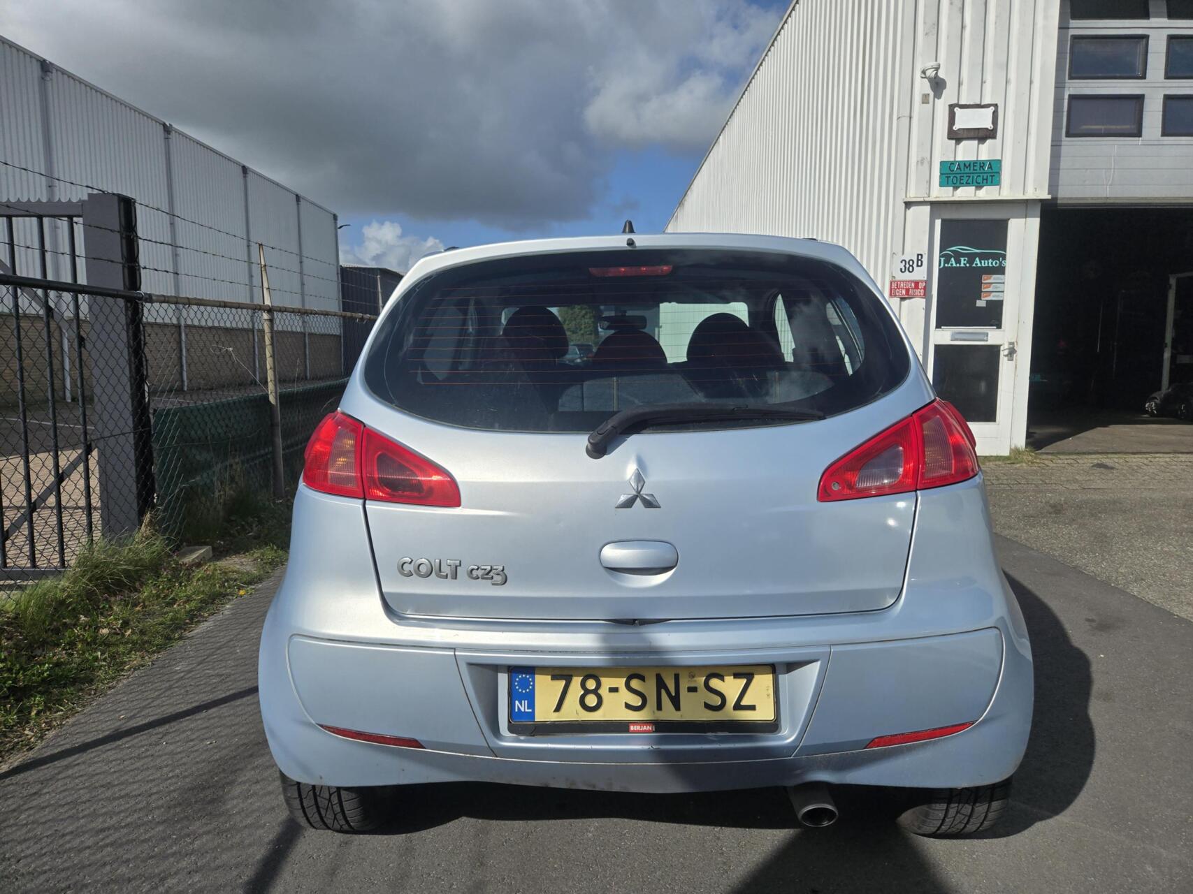 Foto van Mitsubishi Mitsubishi Colt