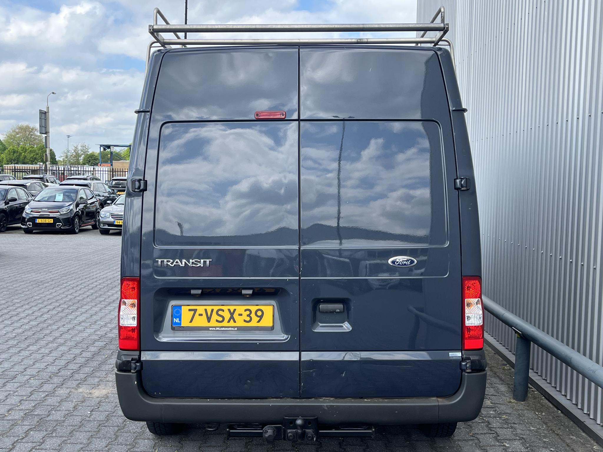 Foto van Ford Transit/tourneo
