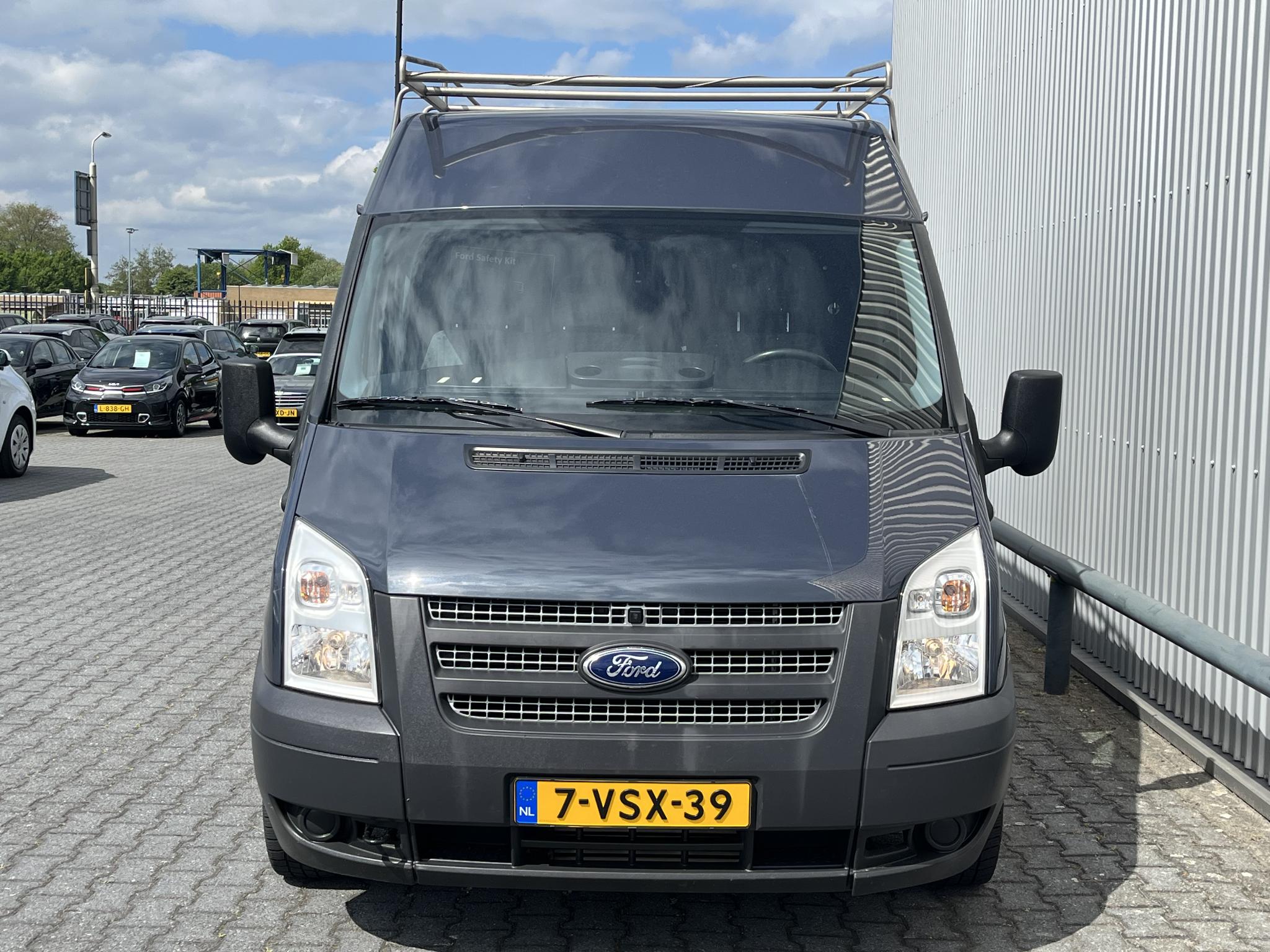 Foto van Ford Transit/tourneo