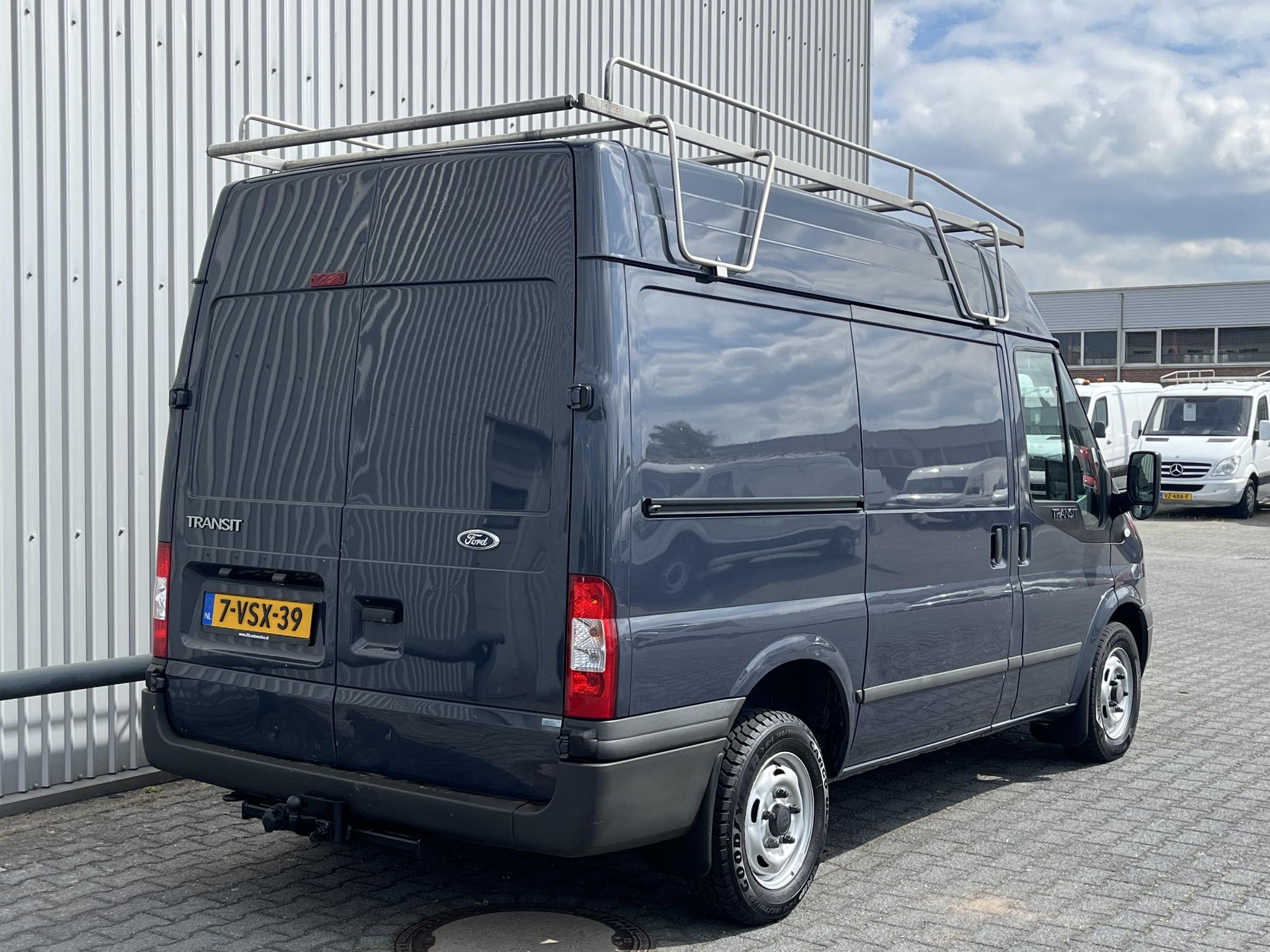 Foto van Ford Transit/tourneo