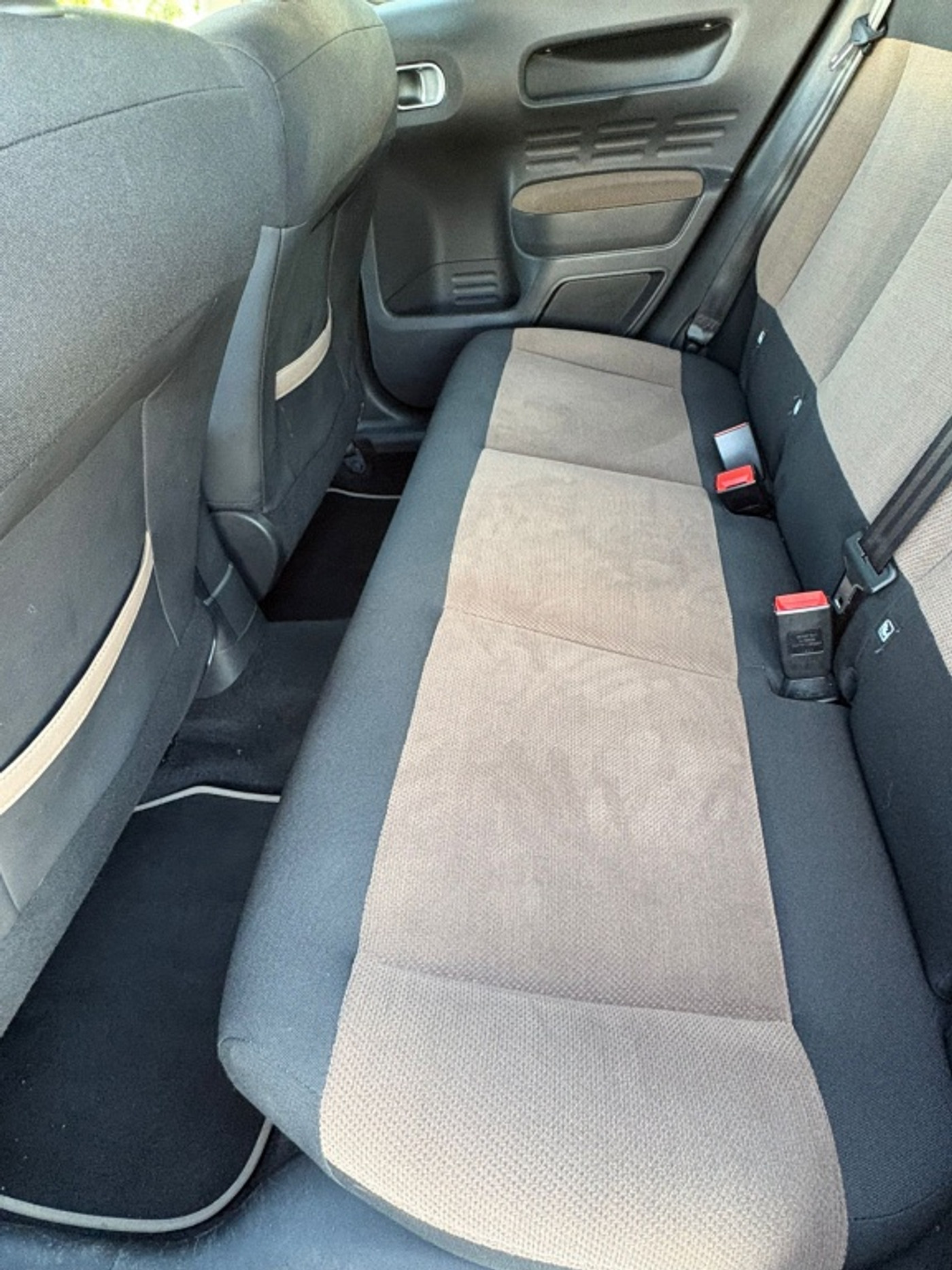 Foto van Citroen C4 Cactus
