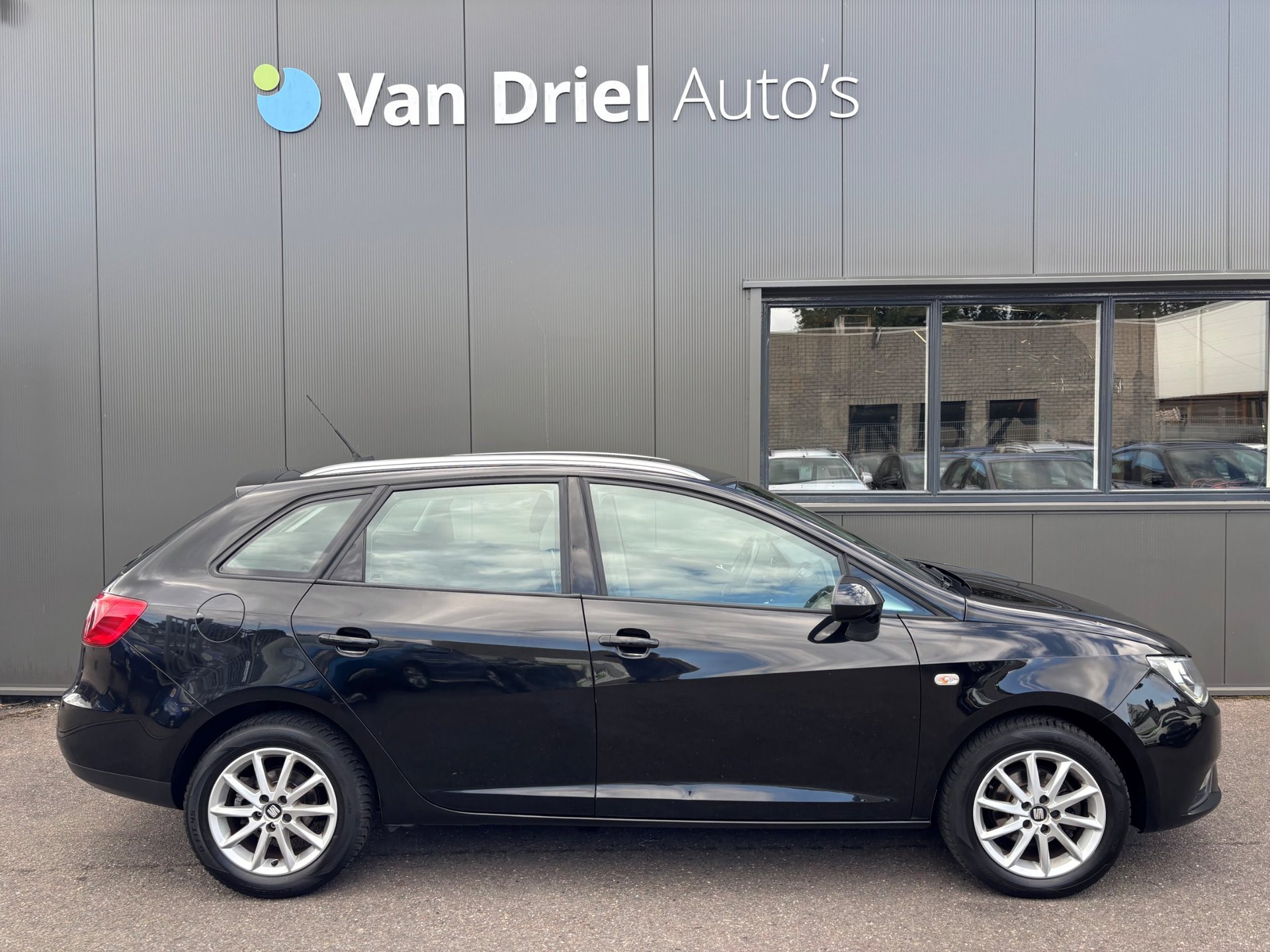 Foto van Seat Ibiza ST